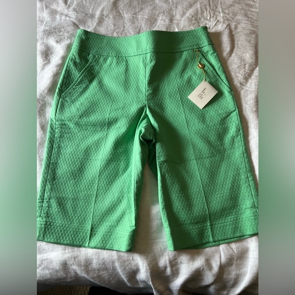 Como Sport Pants - Como Sport Breathable Green Bermuda Shorts with Elastic Waistband